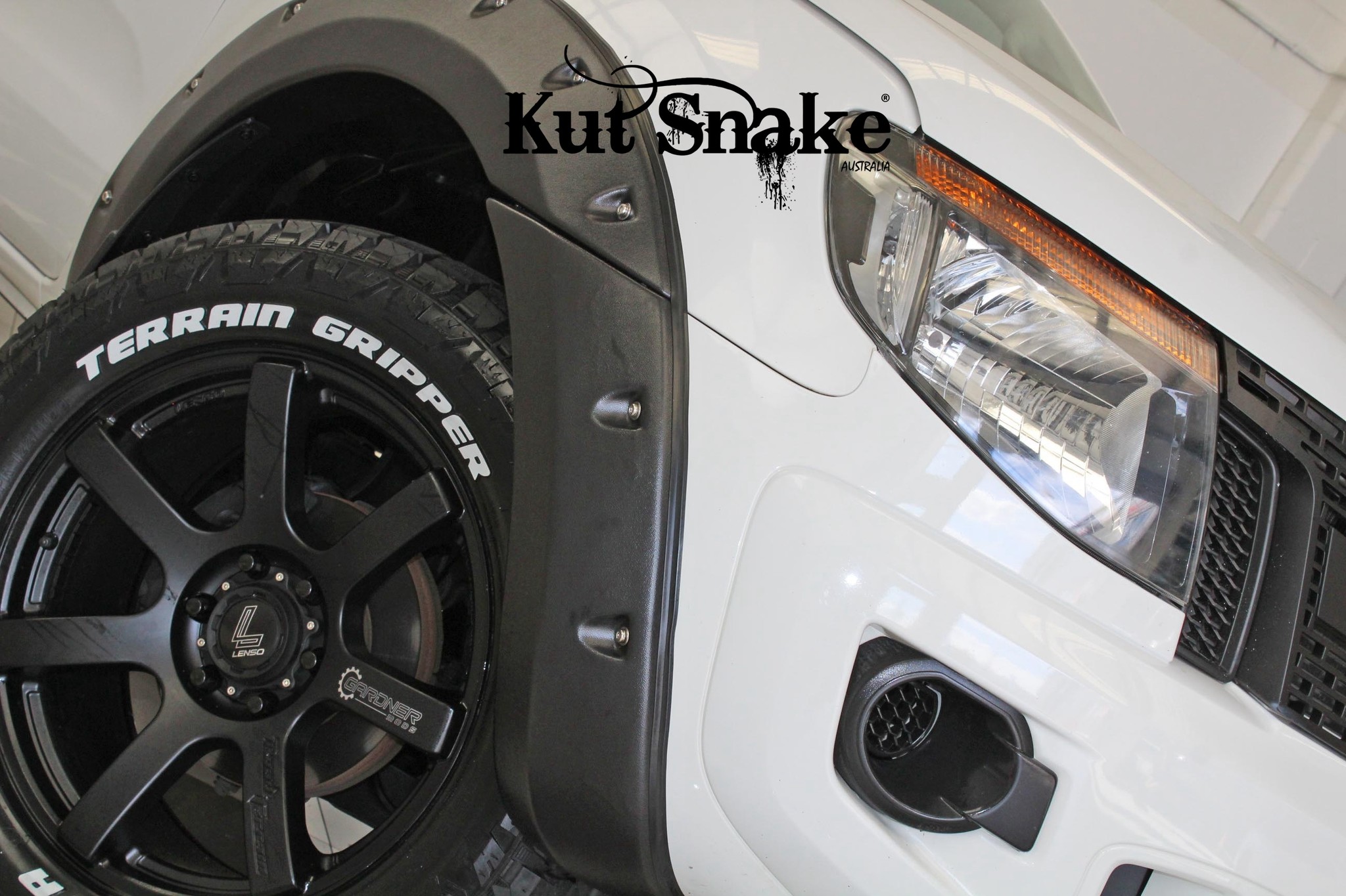 Fender Flares for Ford Ranger PX1 - 40 mm wide - Image 2