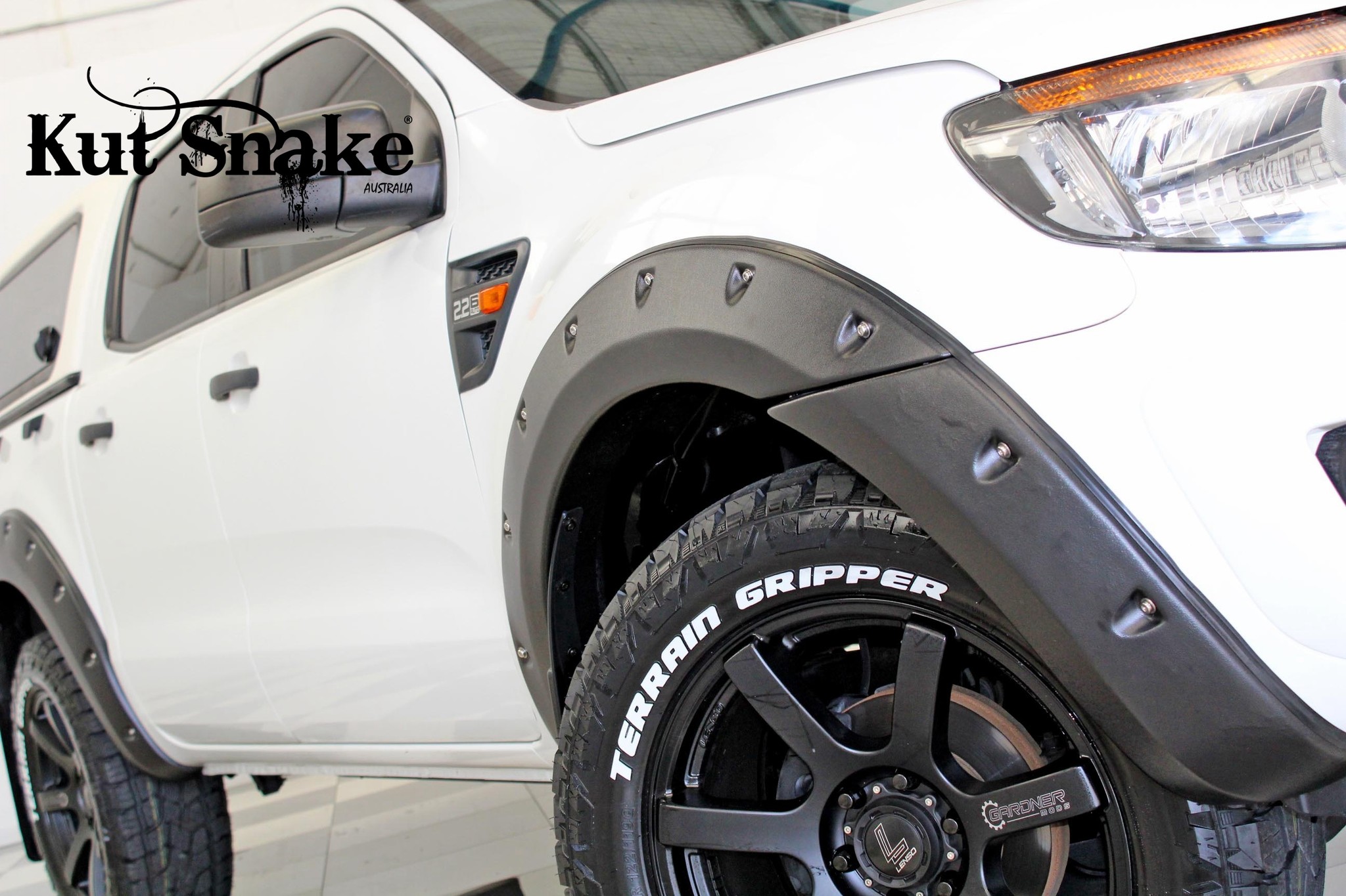 Fender Flares for Ford Ranger PX1 - 40 mm wide - Image 3